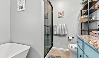 26 Mystique Ln 26, Cromwell, CT 06416