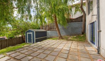 3836 De Longpre Ave, Los Angeles, CA 90027