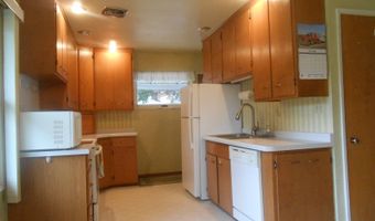 311 W Sycamore St, Abbotsford, WI 54405