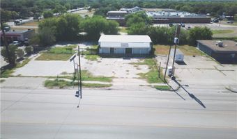 305 323 N Johnson St, Alice, TX 78332