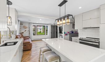 11 Hartlawn Rd, Boston, MA 02132