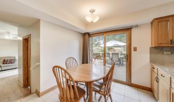 206 W Hintz Rd, Arlington Heights, IL 60004