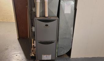 1326 W SPENCER St, Appleton, WI 54914