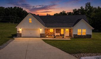 530 Shields Crossing Dr, Bean Station, TN 37708