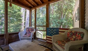 8 Lilac Ln, Belmont, NH 03220