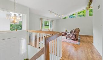60 Smith Hill Rd, Airmont, NY 10952
