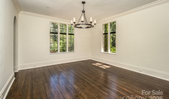 72 Windsor Rd, Asheville, NC 28804