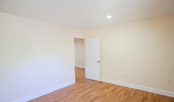 7313 BYRNELEY Ln, Annandale, VA 22003