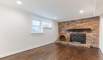 4211 DOWNING St, Annandale, VA 22003
