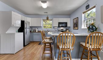 10100 Bancroft St, Bay St. Louis, MS 39520
