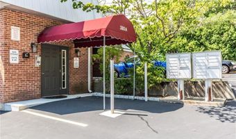 380 Sunset Ave 12, North Providence, RI 02904