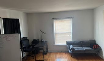2713 College Ave, Alton, IL 62002