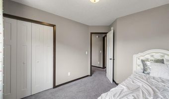 1938 139th Ave NW, Andover, MN 55304
