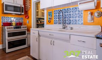 1208 Alger Ave, Cody, WY 82414