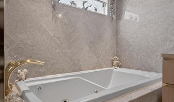 103 E 25TH St, Bayonne, NJ 07002