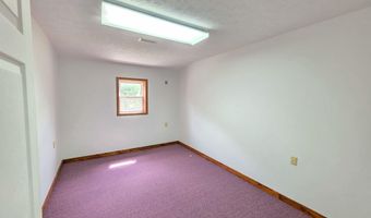 107 CR 70 E, Bloomfield, IN 47424