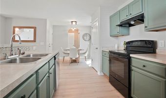 62 Running Oak Dr, Bluffton, SC 29910