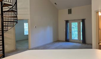 805 LATCHMERE Ct #302, Annapolis, MD 21401