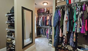 26201 Apple Orchard Ln, Athens, AL 35613