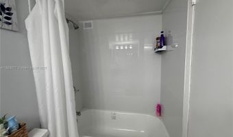 18011 Biscayne Blvd 805, Aventura, FL 33160
