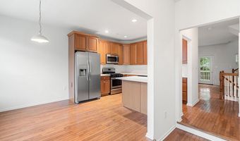39 W Aspen Way, Aberdeen, NJ 07747