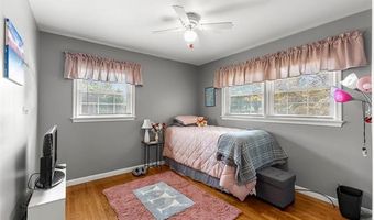 9869 Melbourne Ave, Allen Park, MI 48101