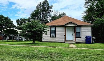 1109 Lincoln Ave, Baxter Springs, KS 66713