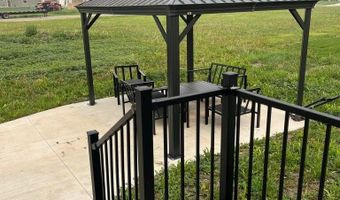 811 S Ibis St, Aberdeen, SD 57401