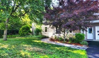 11 Bracket Cir, Charlestown, NH 03603