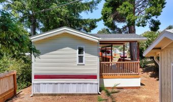 16329 Grootendorst Ln 8, Brookings, OR 97415