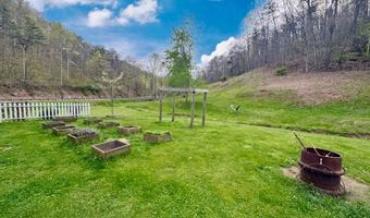 3500 Arnoldsburg Rd, Arnoldsburg, WV 25234