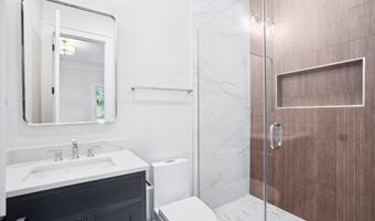 6605 PYLE Rd, Bethesda, MD 20817