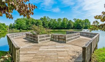 15616 EVERGLADE Ln 406, Bowie, MD 20716