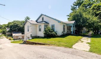 708 N 5th St, Atchison, KS 66002