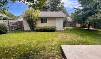 819 Black Hills Ave, Alliance, NE 69301