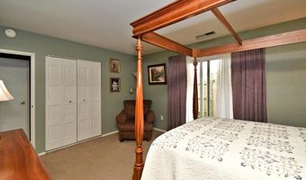 88 HAMPSTEAD Dr 88, Ambler, PA 19002