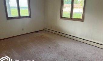 1904 127th Ave, Algona, IA 50511