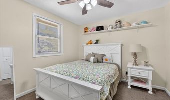 1707 Muny Vista Dr, Alton, IL 62002