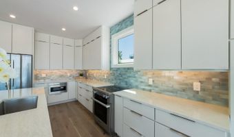 870 N SHORE Dr, Anna Maria, FL 34216