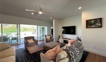 5872 Haleola St, Honolulu, HI 96821