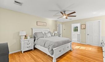 15- Rr Algerine St, Berkley, MA 02779