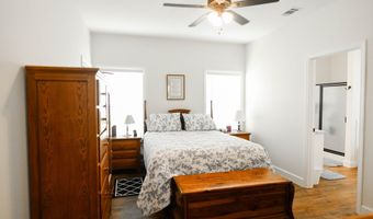 235 S Fork Dr, Baxley, GA 31513