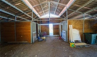 40230 Crazy Horse Canyon Rd, Aguanga, CA 92536