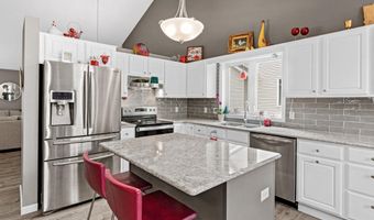 13800 Fernando Ave, Apple Valley, MN 55124