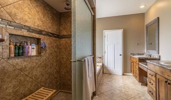 18 Road 2842, Aztec, NM 87410