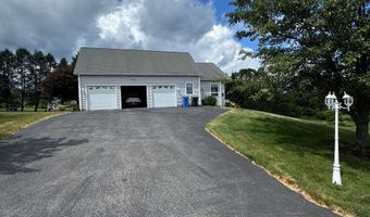 556 Hill St, Bristol, CT 06010
