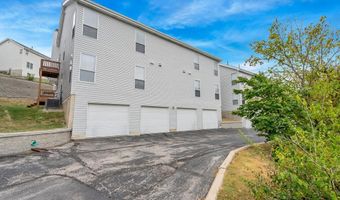 1716 Whispering Creek Dr C, Ballwin, MO 63021