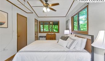 236 Laurel Ridge Rd, Banner Elk, NC 28604