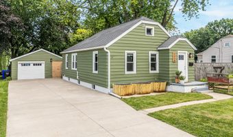 1416 N KENILWORTH Ave, Appleton, WI 54911