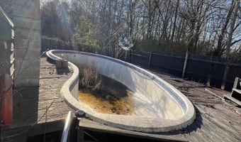 4472 Caratoke Hwy, Barco, NC 27917